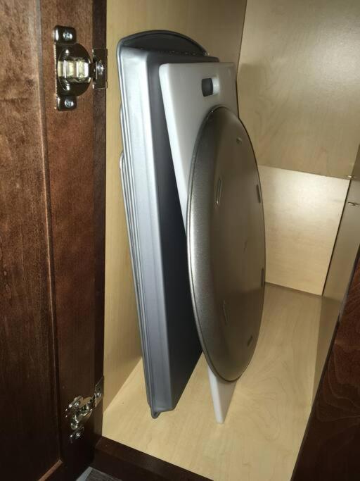 Caddy Corner Has A Hot Tub Just Outside Of Town Vila French Lick Exterior foto